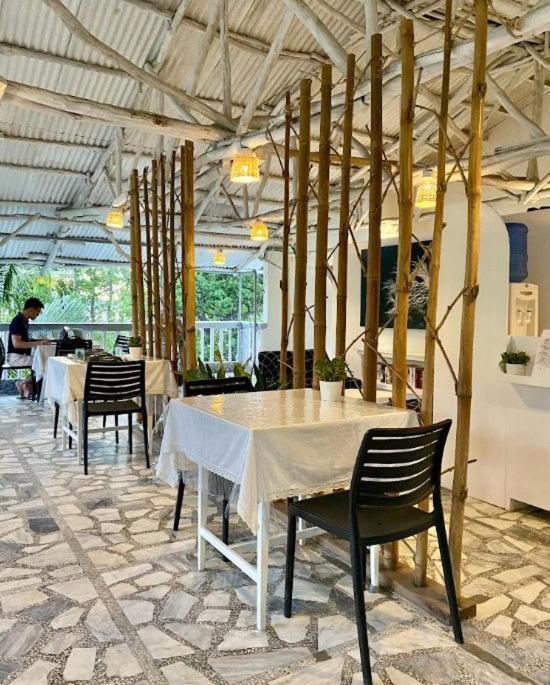 The Three P Beach Resort & Dive Center Agnay 외부 사진
